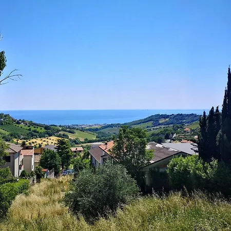 Casa Di Charme Nel Centro Storico Di Colonnella Appartement *