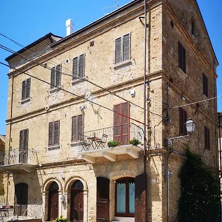 Casa Di Charme Nel Centro Storico Di Colonnella